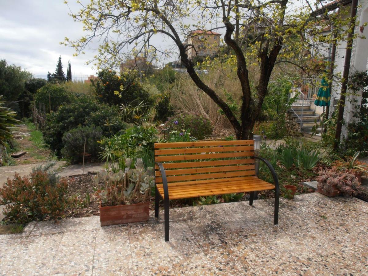 Casa Fortuna Империа Екстериор снимка